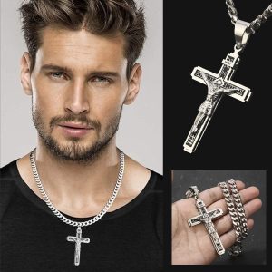 Naszyjnik przedstawiający Jezusa | CRUCIFIXCHAIN